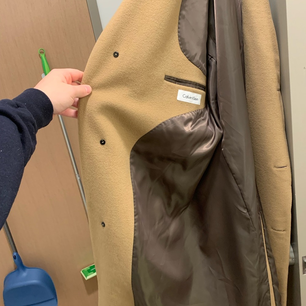 Men’s Large Long Peacoat (tan)